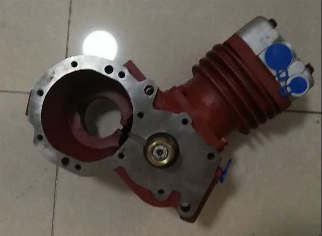 推土機(jī) SD13/SD16/SD22/SD23/SD32 柴油發(fā)動機(jī)零件水泵 推土機(jī) SD13/SD16/SD22/SD23/SD32 柴油發(fā)動機(jī)零件水泵