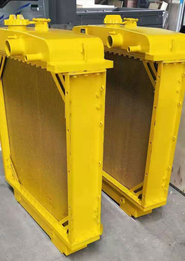 SD13推土機原裝散熱水箱總成