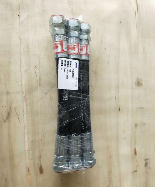 推土機SD16/Sd22/SD32/D85柔性橡膠液壓水散熱器高壓氣體軟管 推土機SD16/Sd22/SD32/D85柔性橡膠液壓水散熱器高壓氣體軟管